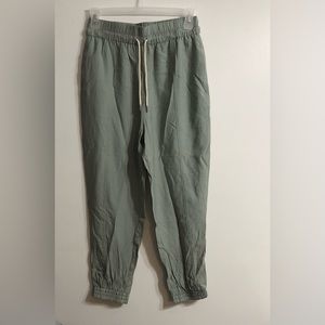 Zara women’s pants jogger two side pockets pull on gree. L